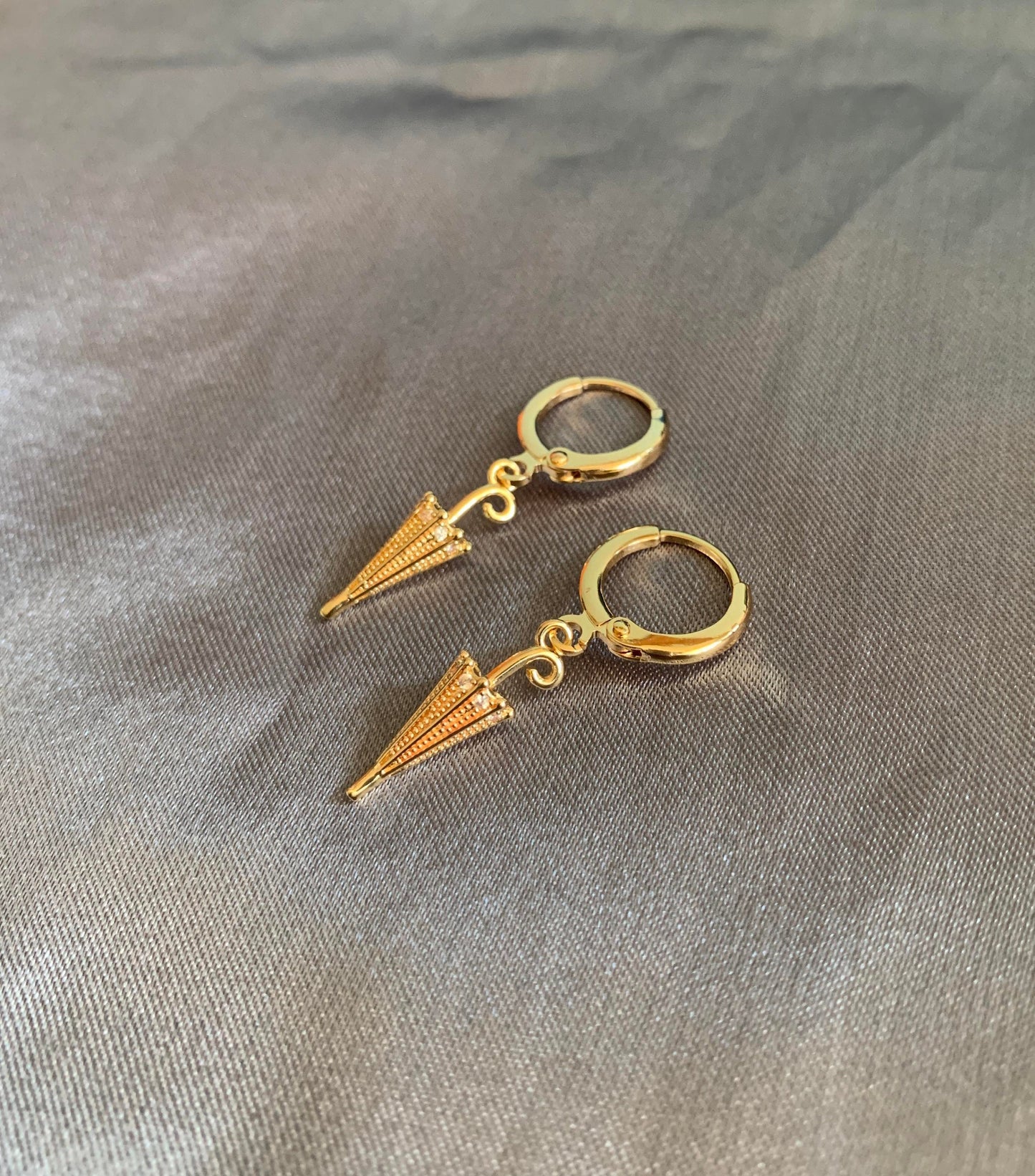 Dainty Umbrella Huggie Earrings
