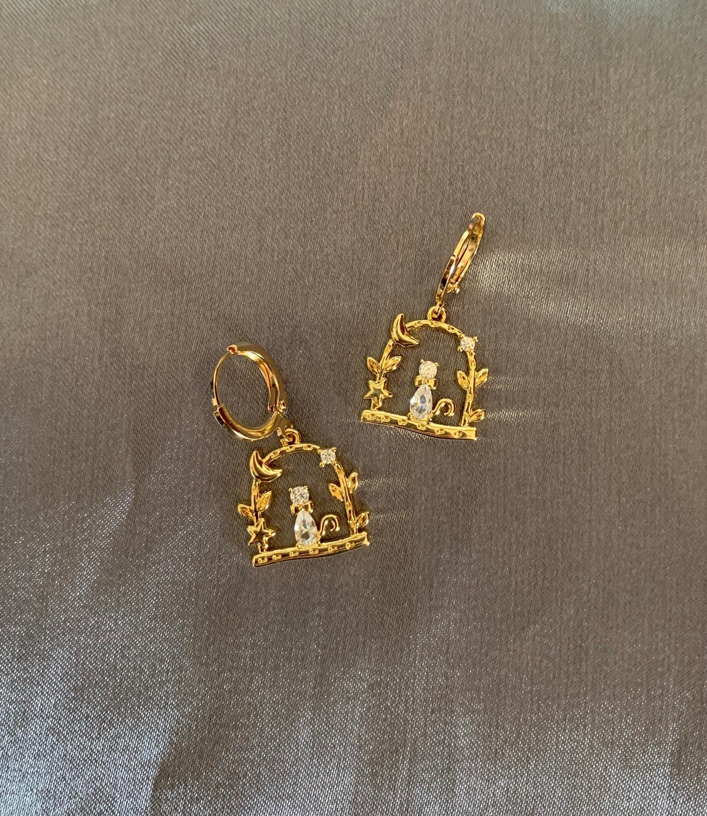Dainty Cat in the Garden Dangle Earrings