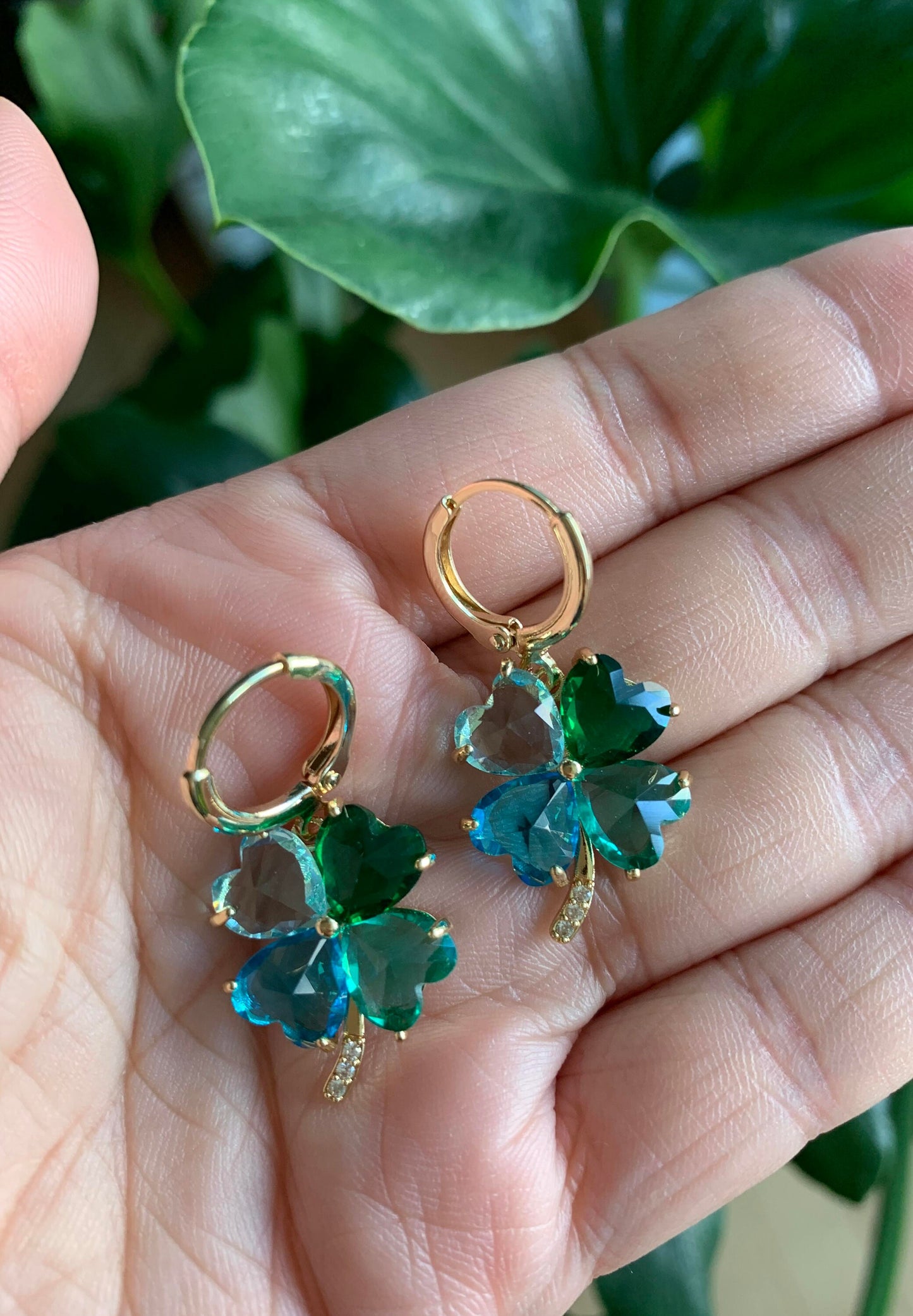 Dreamy Clover Huggie Earrings