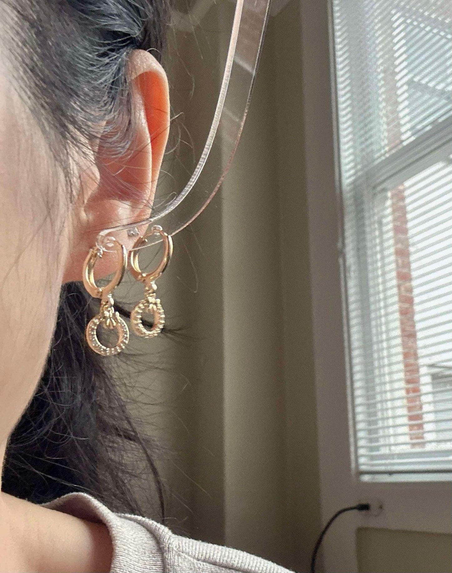 Dainty Minimalist Christmas Wreath Earrings