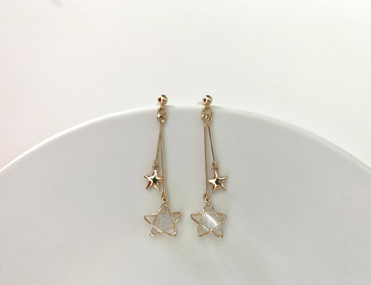 Dainty Wired Star Earrings