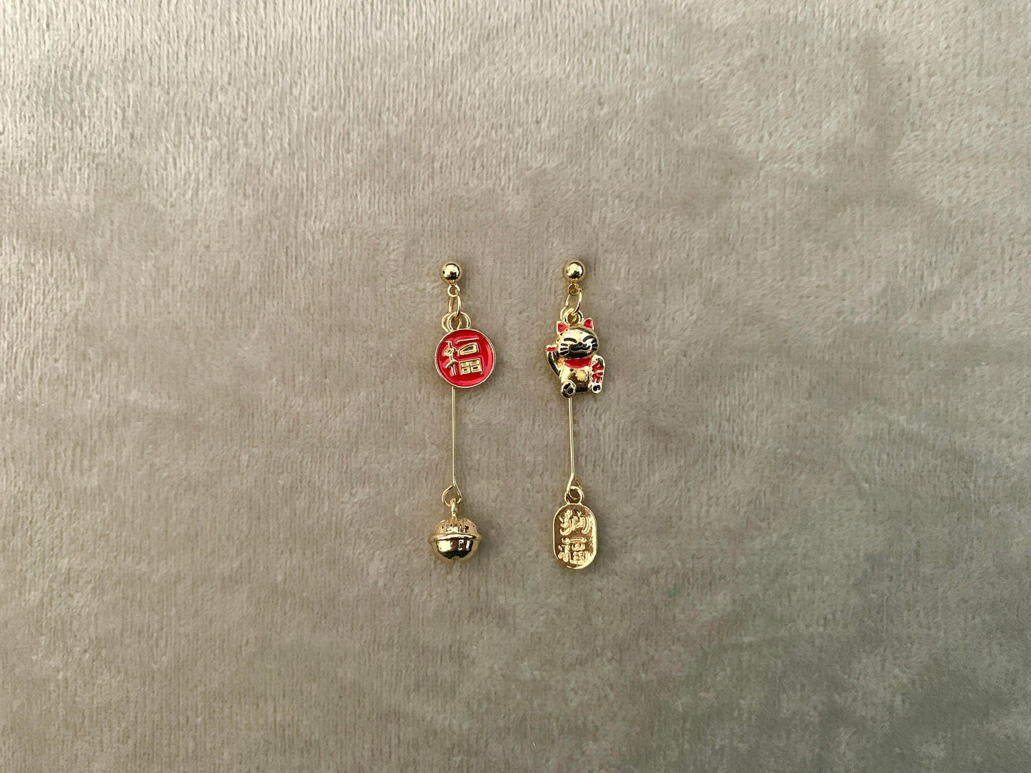 Unique Lucky Cat Earrings