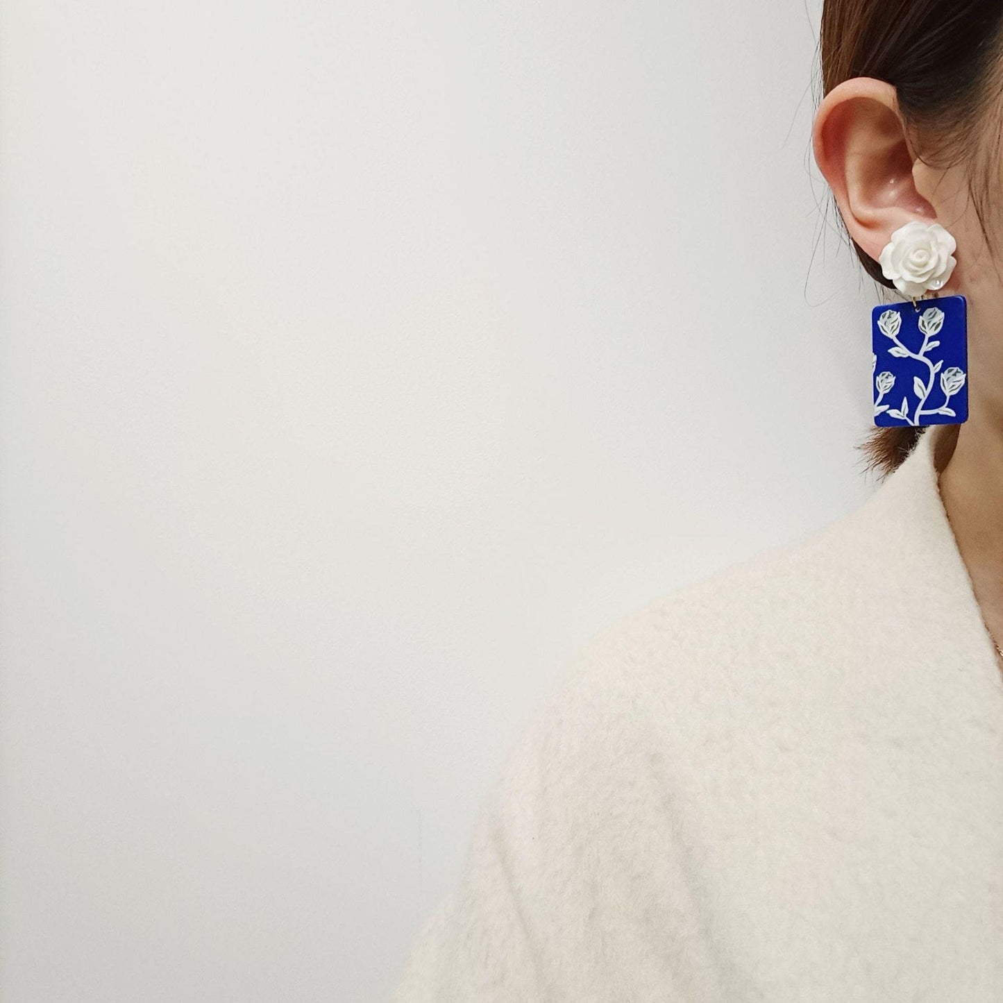 Acrylic The Blue Rose Earrings (Lightweight)