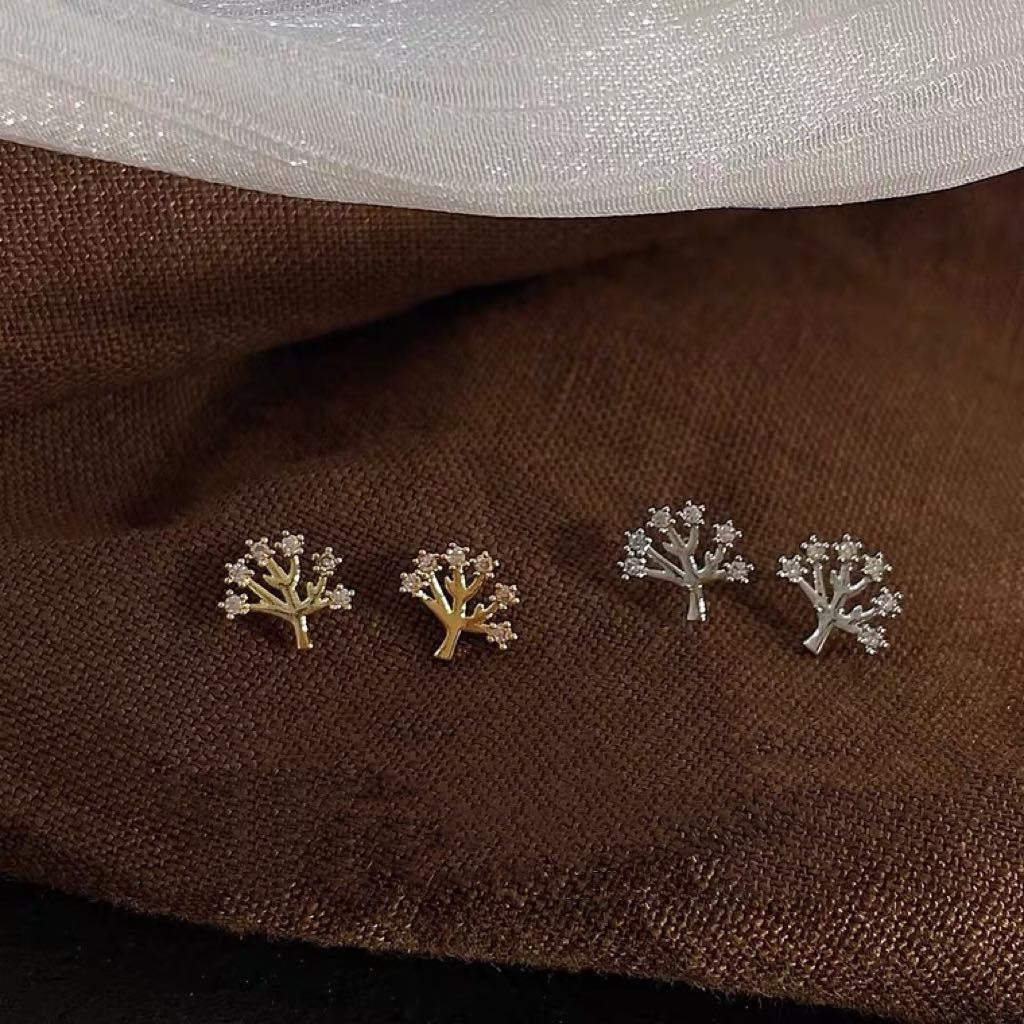 Dainty Tree Stud Earrings