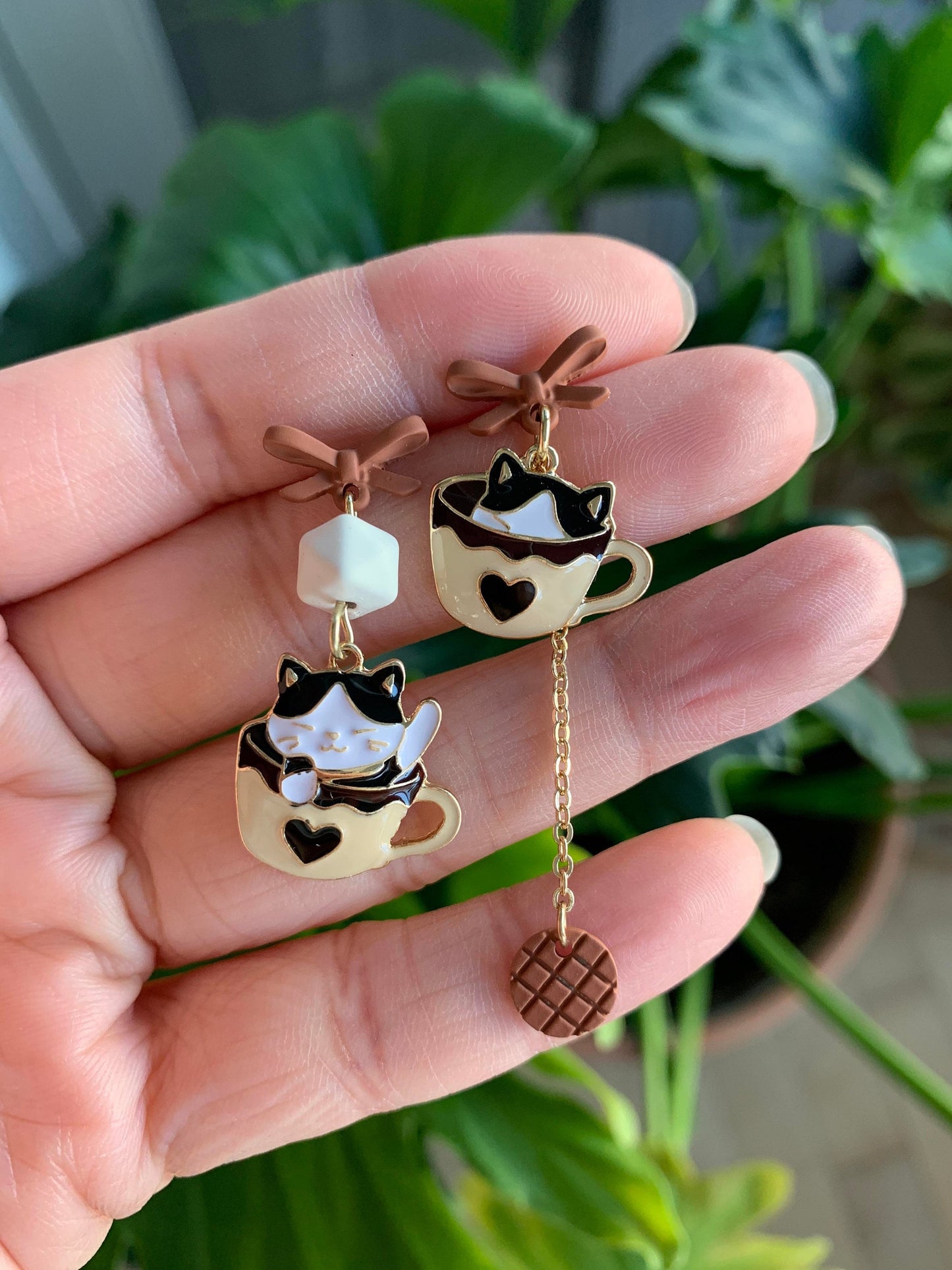 Unique Smore Cat Earrings Silver Post