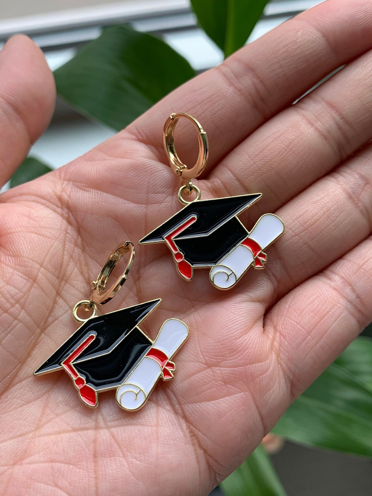 Unique Graduation Cap Earrings