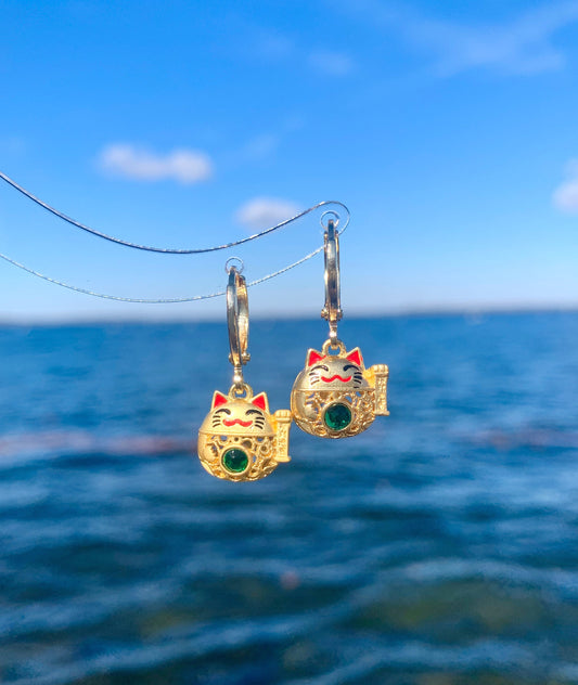 Unique Lucky Cat Drop Earrings