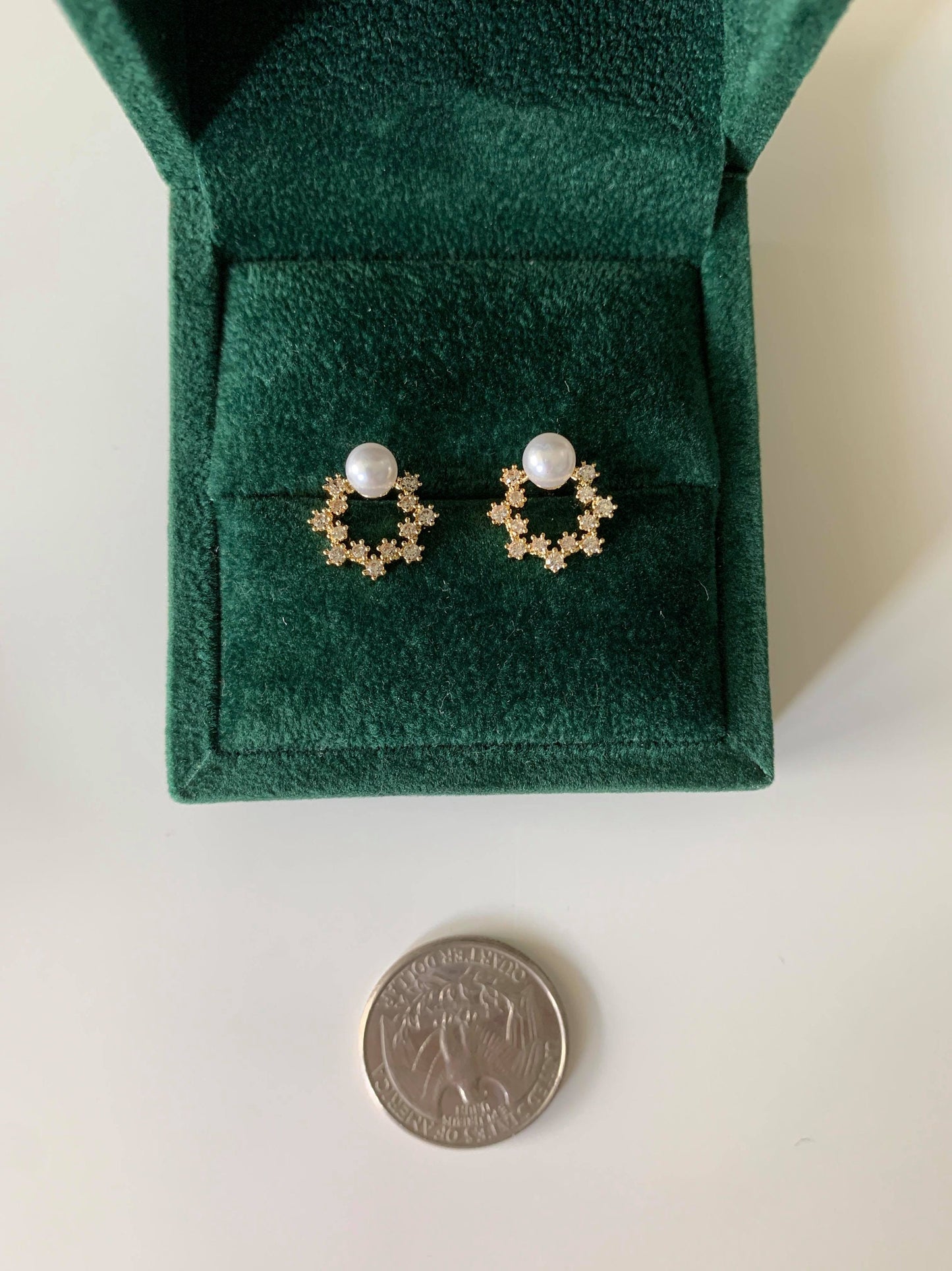 Dainty Small Wreath Stud Earrings