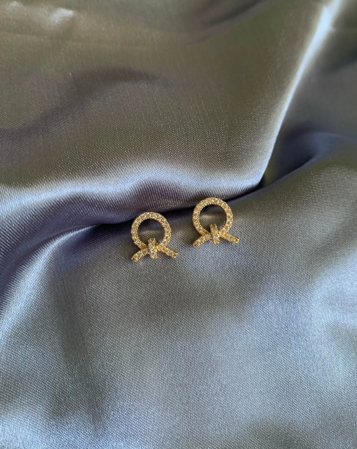 Dainty The Knot Stud Earrings