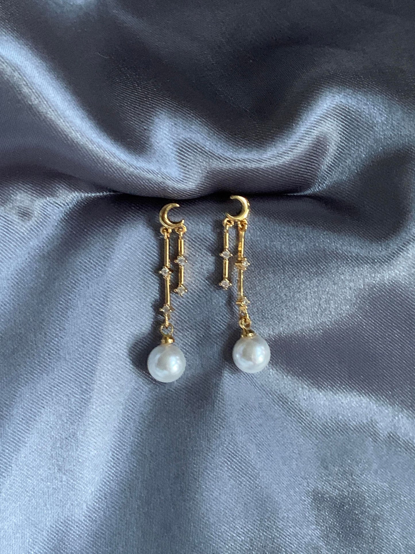 Dainty Moon and Pearl Dangle Earrings