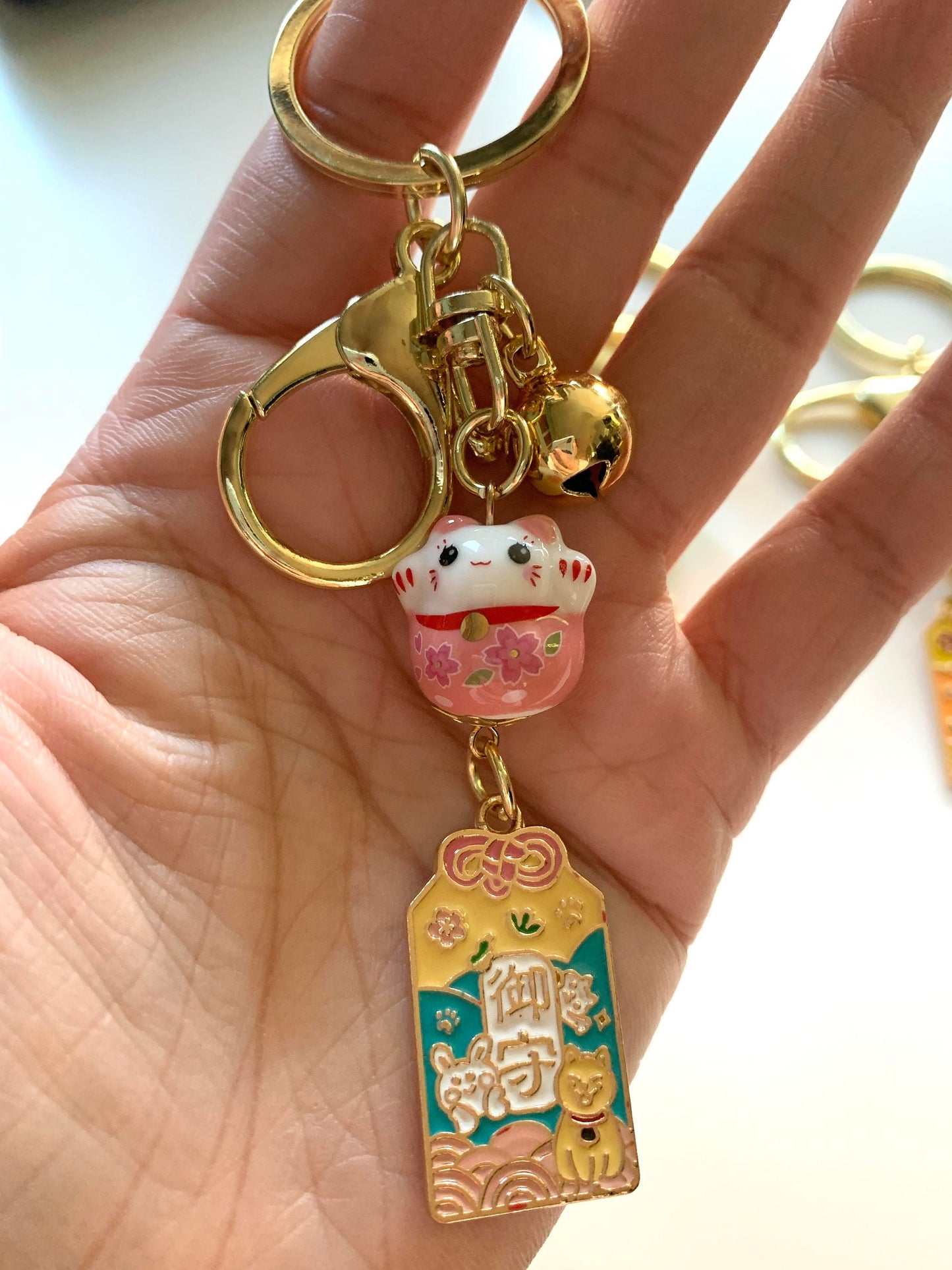 Unique Lucky Cat Charm Keychain Amulet Keychain