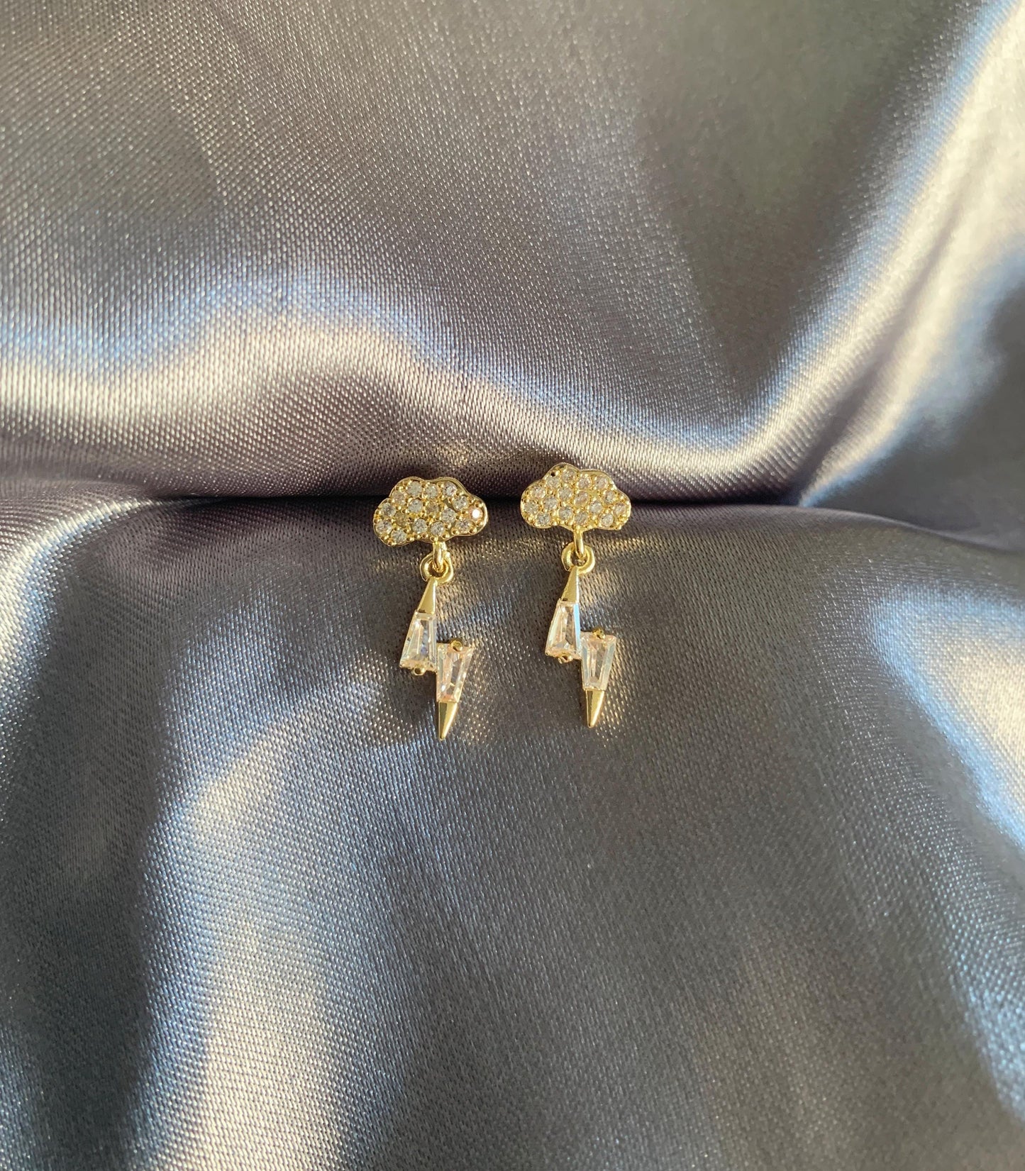 Dainty Lighting Cloud Drop Earrings