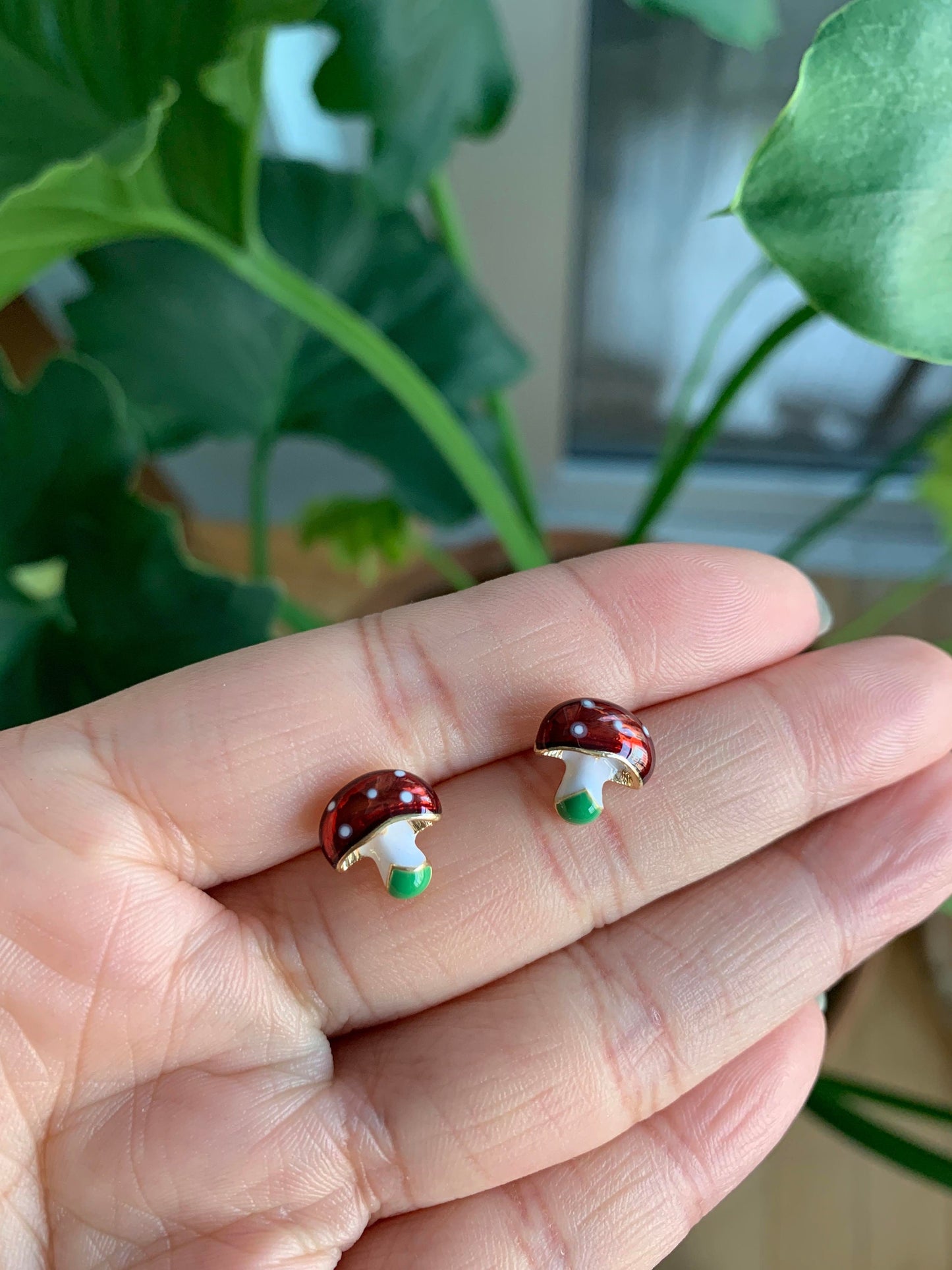 Vintage Design Mushroom Stud Earrings