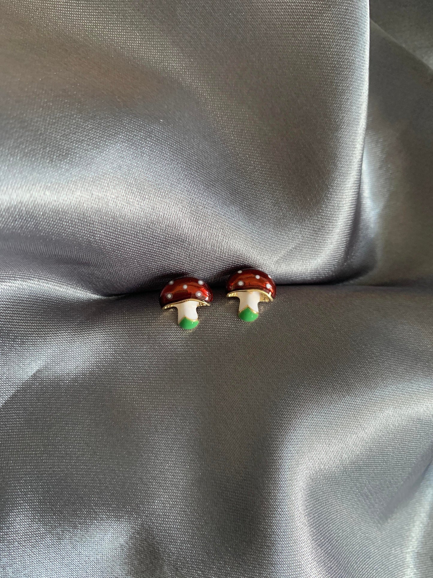 Vintage Design Mushroom Stud Earrings